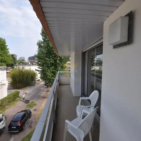 Apartment Serresj202 *