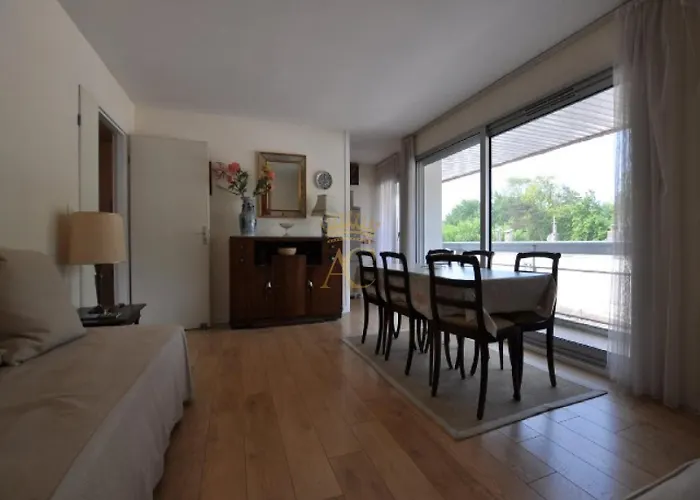Serresj202 Apartment *